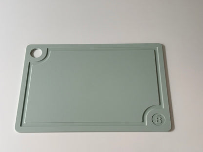 100% Bio-based and Dishwasher Safe Cutting Board with No Permanent Microplastics
