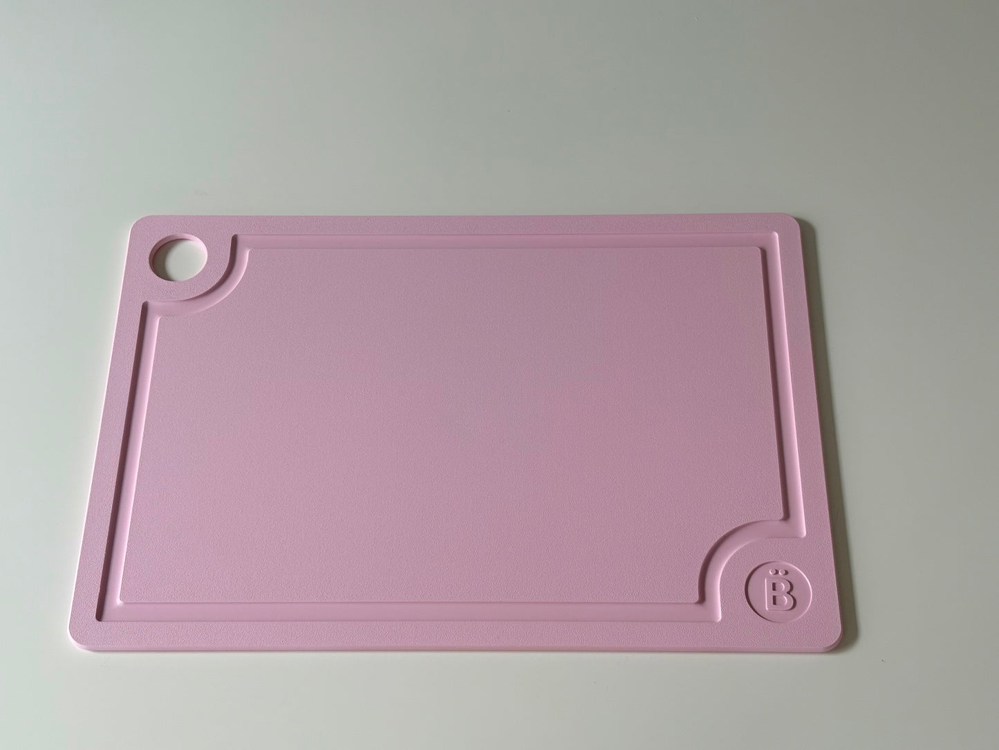 100% Bio-based and Dishwasher Safe Cutting Board with No Permanent Microplastics